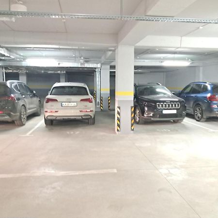 Ferienwohnung Аэропорт Кишинев 24&24 Exterior foto