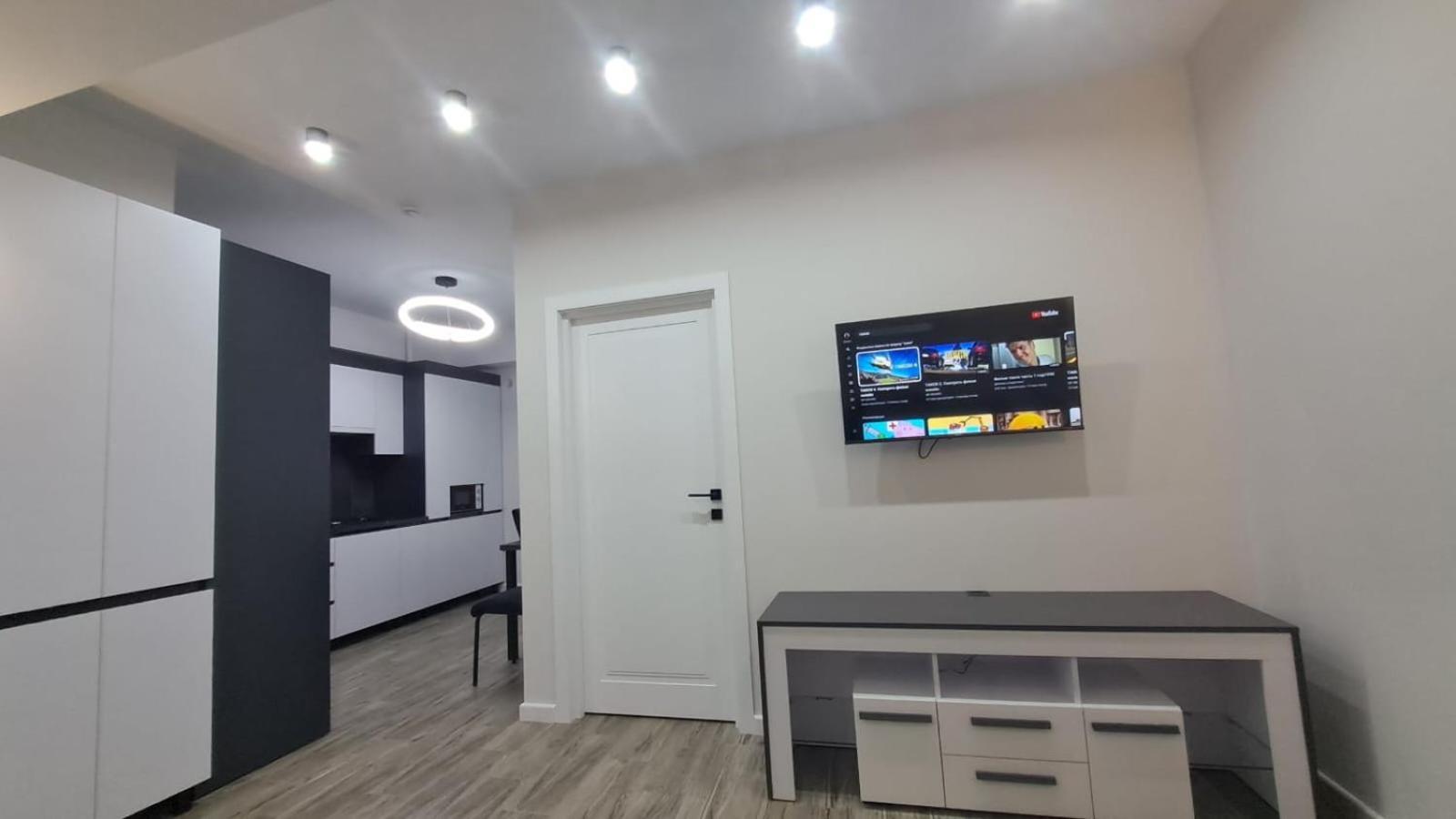 Ferienwohnung Аэропорт Кишинев 24&24 Exterior foto